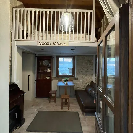 Feriehus Vittoria -country House-il Fienile *